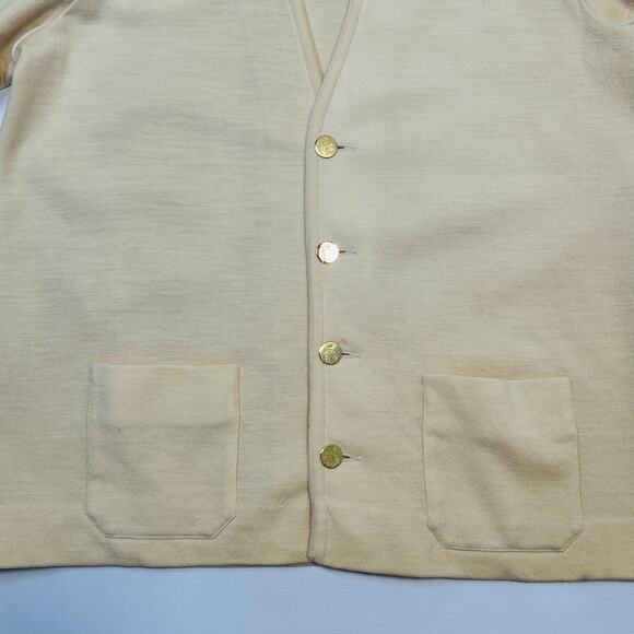 St Croix Knits Cardigan Sweater Mens 2XL Beige 100% Merino Wool Gold Buttons USA - Picture 4 of 14